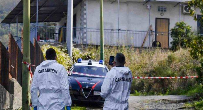 Giovani uccisi a Ercolano, il legale di chi ha sparato: “Addolorato, chiede scusa”