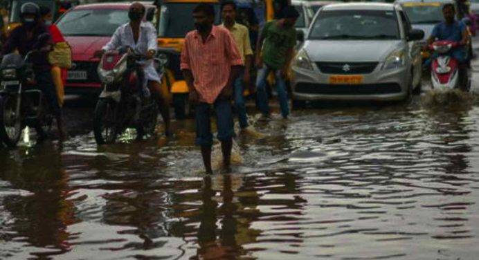 Maltempo: le alluvioni in Sri Lanka e India causano decine di morti