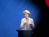 Davos, Ursula von der Leyen: “Aiuti all’Ucraina finché sarà necessario”