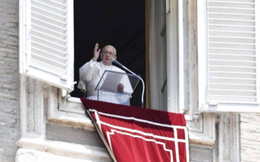 Papa Francesco Angelus Eucaristia