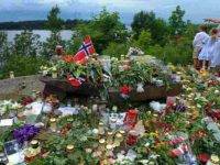 La Norvegia ricorda la strage di Utoya con un memoriale