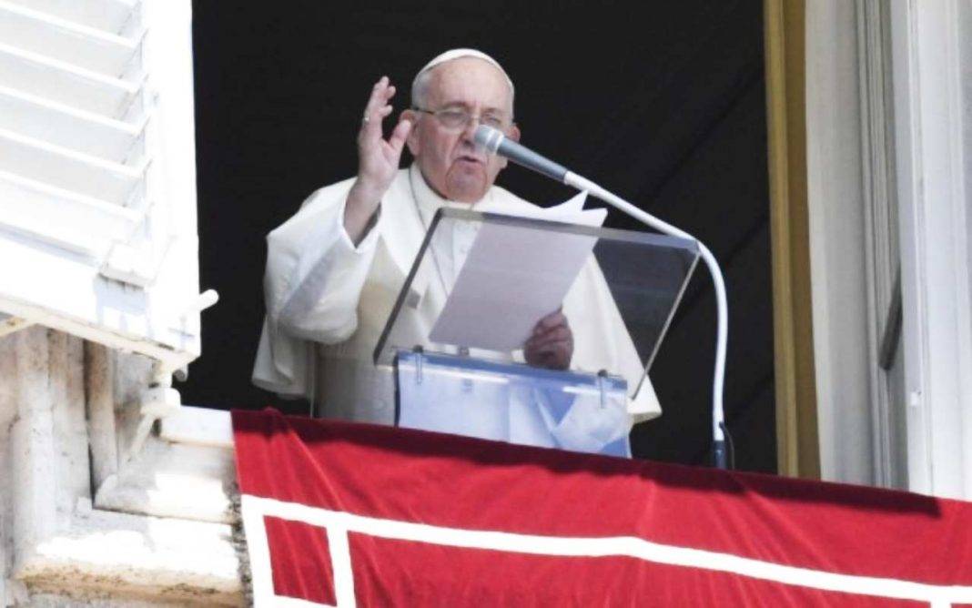 Papa Francesco Angelus Ucraina