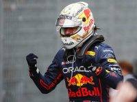 F1, bis Verstappen: trionfo a Suzuka sotto il diluvio, il Mondiale è suo