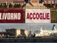 La nave ong Life Support attracca a Livorno: a bordo 142 migranti