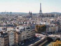 Francia, manifestazioni contro la riforma delle pensioni