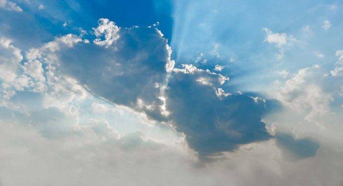 Fine settimana di primavera ma cielo coperto e temporali in Nord Italia