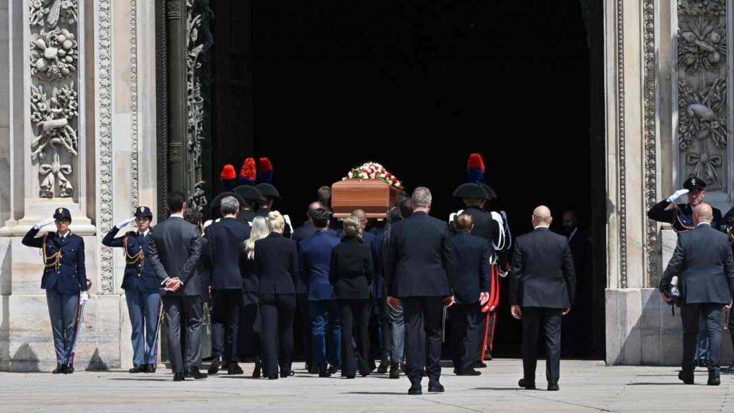 funerali silvio berlusconi