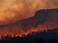 Grecia: proseguono gli incendi a Rodi e Corfù