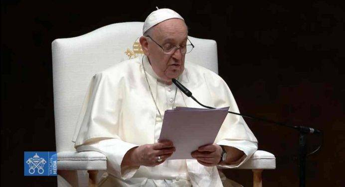 Gmg, Papa Francesco ai volontari: “Siate surfisti dell’amore”