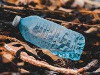 Pfas, l’Ue cambia passo per un futuro senza microplastiche