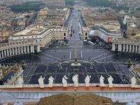 Papa Francesco: “La guerra produce un deserto di morte, preghiamo per la pace”