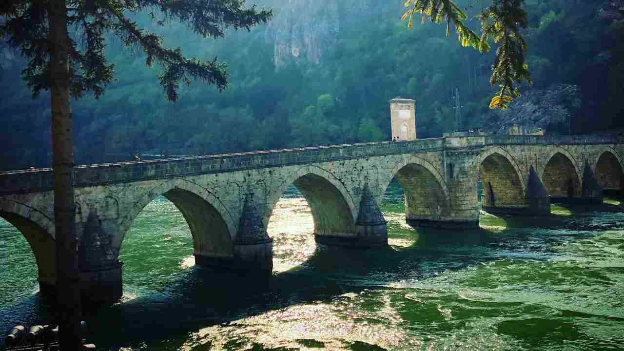 Bosnia Erzegovina, le speranze e i contrasti alle porte d’Europa