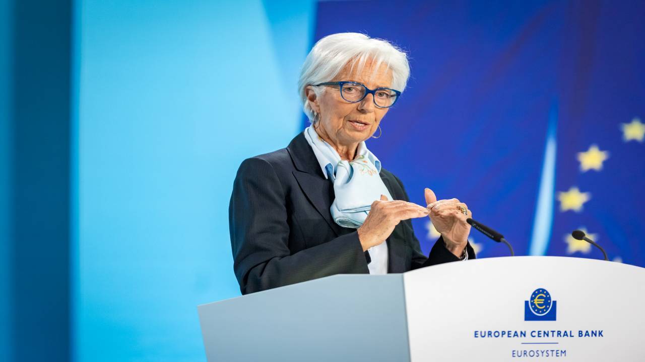 Lagarde: “La lotta contro l’alta inflazione non è finita”