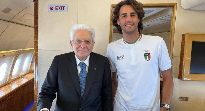 Parigi, Mattarella agli azzurri: “Con voi l’affetto di tutta l’Italia”