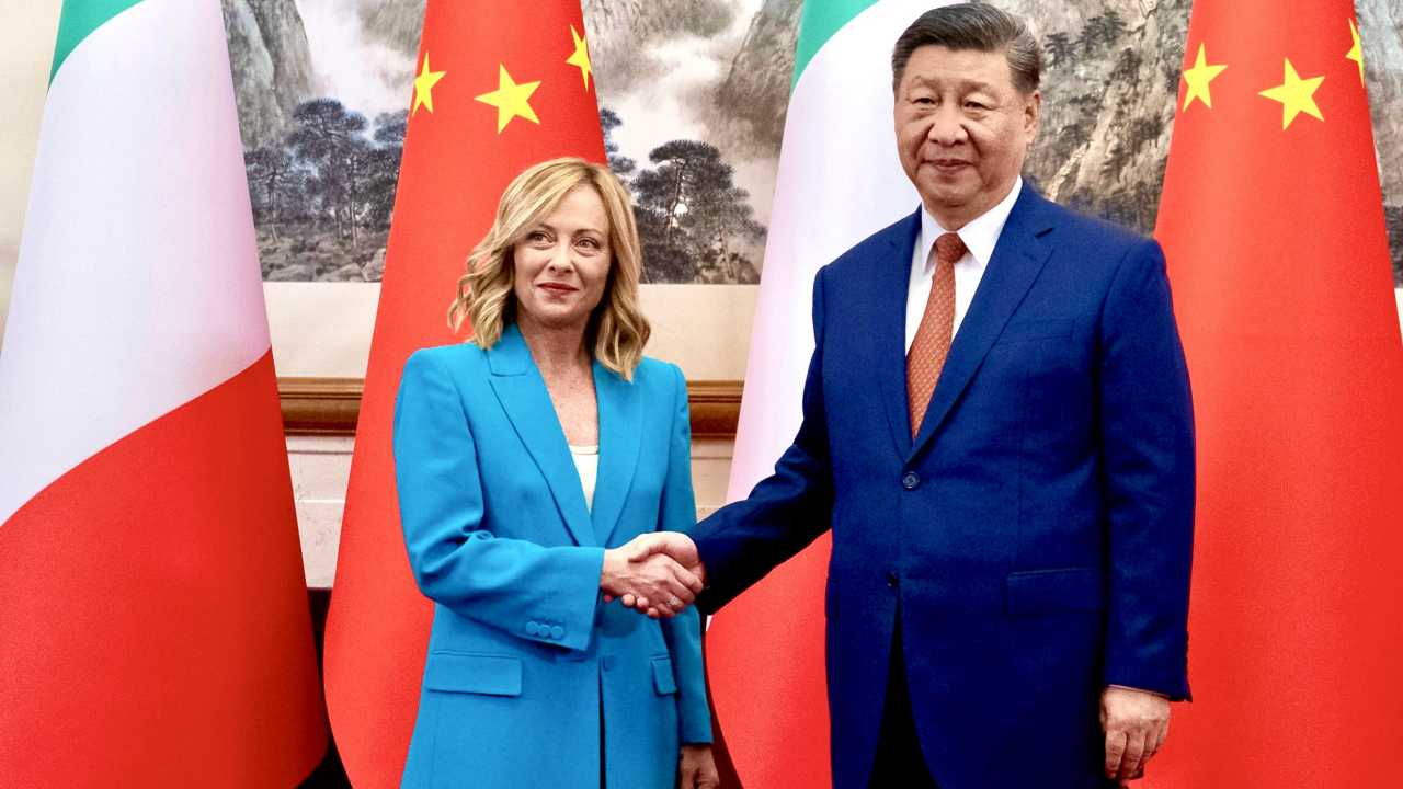 Meloni incontra Xi Jinping: “La Cina è fondamentale per la pace”