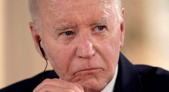 Biden: “Anche i genitori responsabili delle sparatorie dei figli”