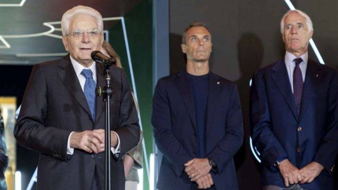 Parigi Mattarella Casa Italia