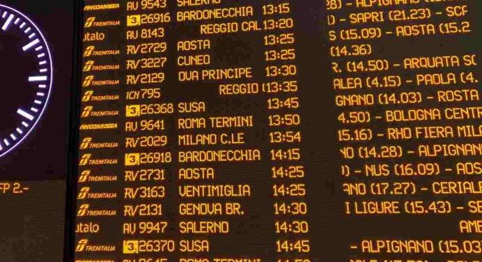 Pavia, perdita di gas in stazione: treni in tilt