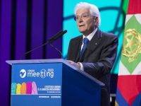 Mattarella: “L’essenziale non sta nell’io separato ma nell’incontro con l’altro”