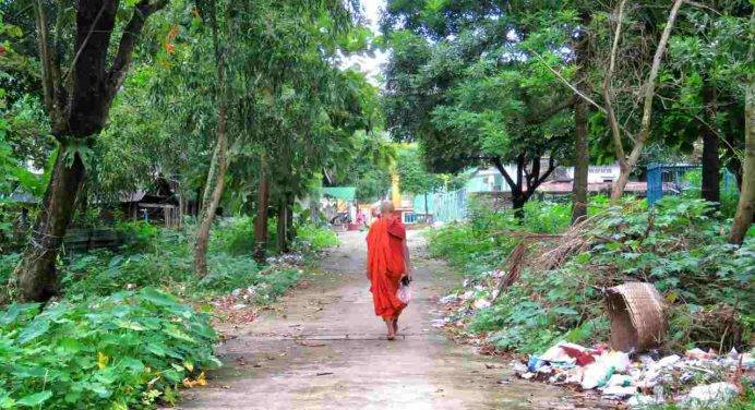 Myanmar, l’appello di Francesco per gli sfollati