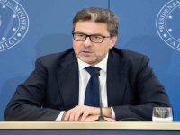 Giorgetti: “Raddoppia la flat tax per miliardari”