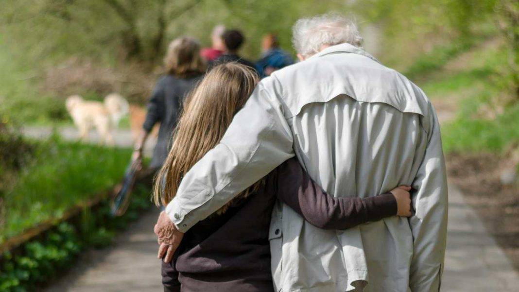 Solidarietà giovani anziani