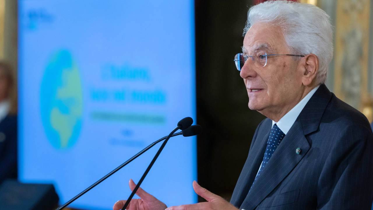 Mattarella alla cerimonia dell’84° congresso della Società Dante Alighieri