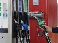 Carburanti: la “doppia velocità” dei prezzi