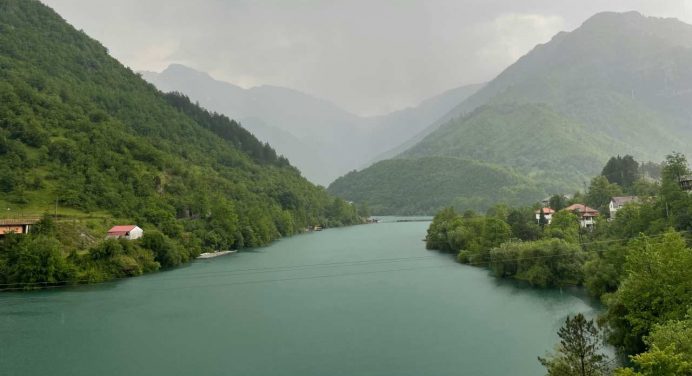 Bosnia: inondazioni e frane per le piogge, un dispeso a Jablanica